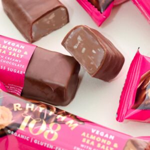 Barra de Chocolate Cremoso com Amêndoas e Sal Marinho - Rhythm 108